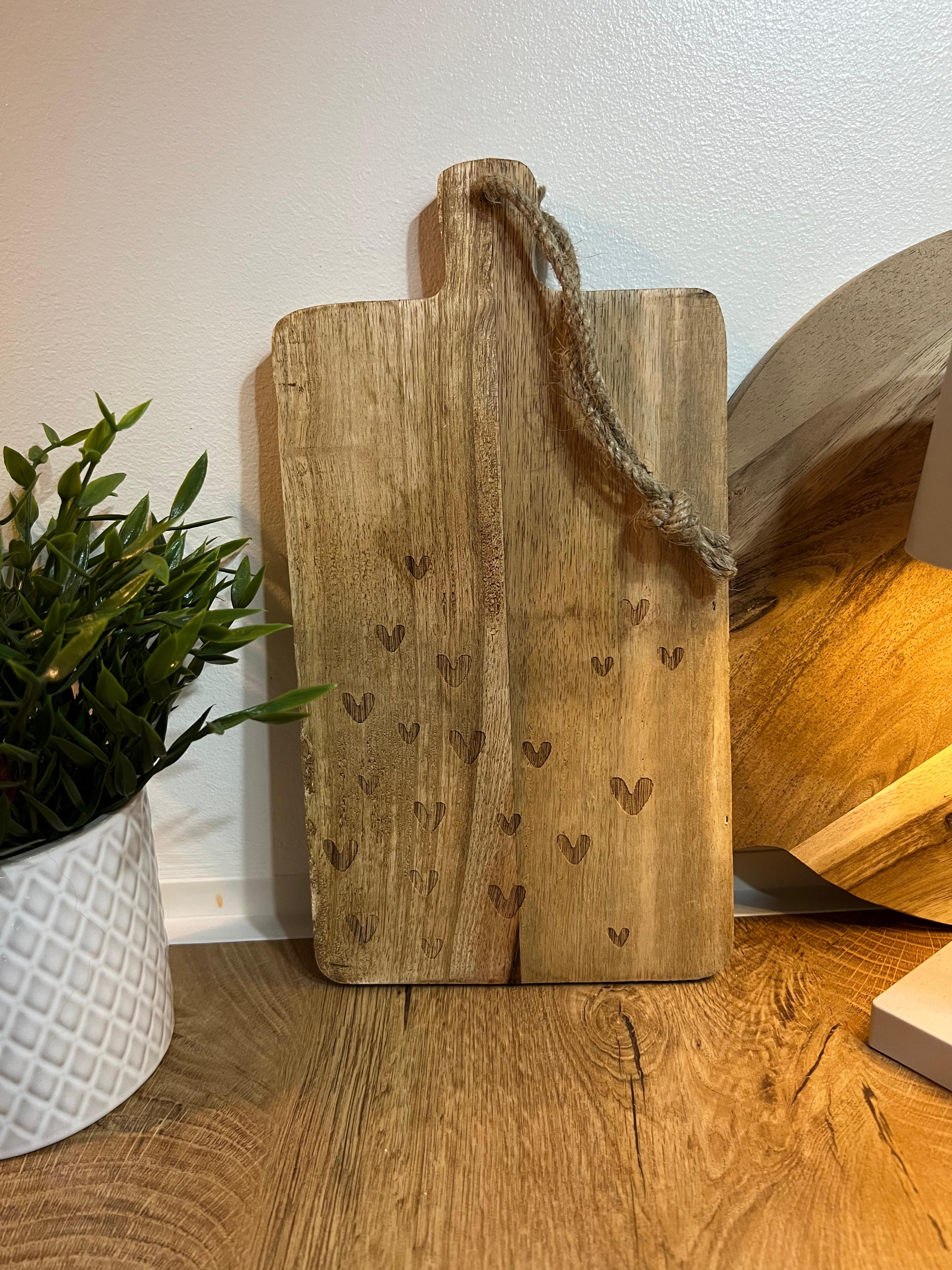 Schneidebrett "viele Herzen" Servierbrett, Küchendeko, Geschenkidee