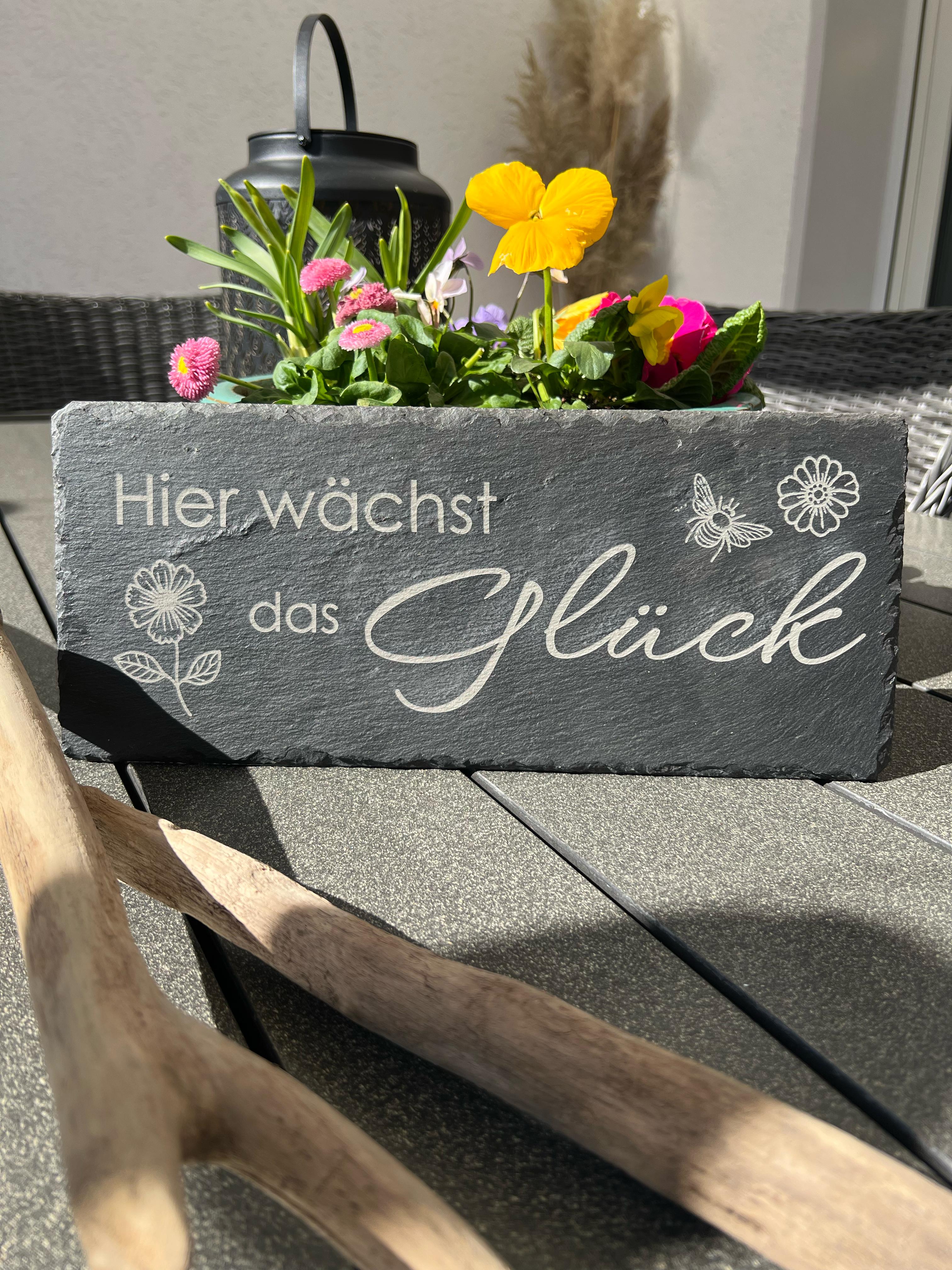 Gartenschild "Hier wächst das Glück" Balkon- & Gartendeko