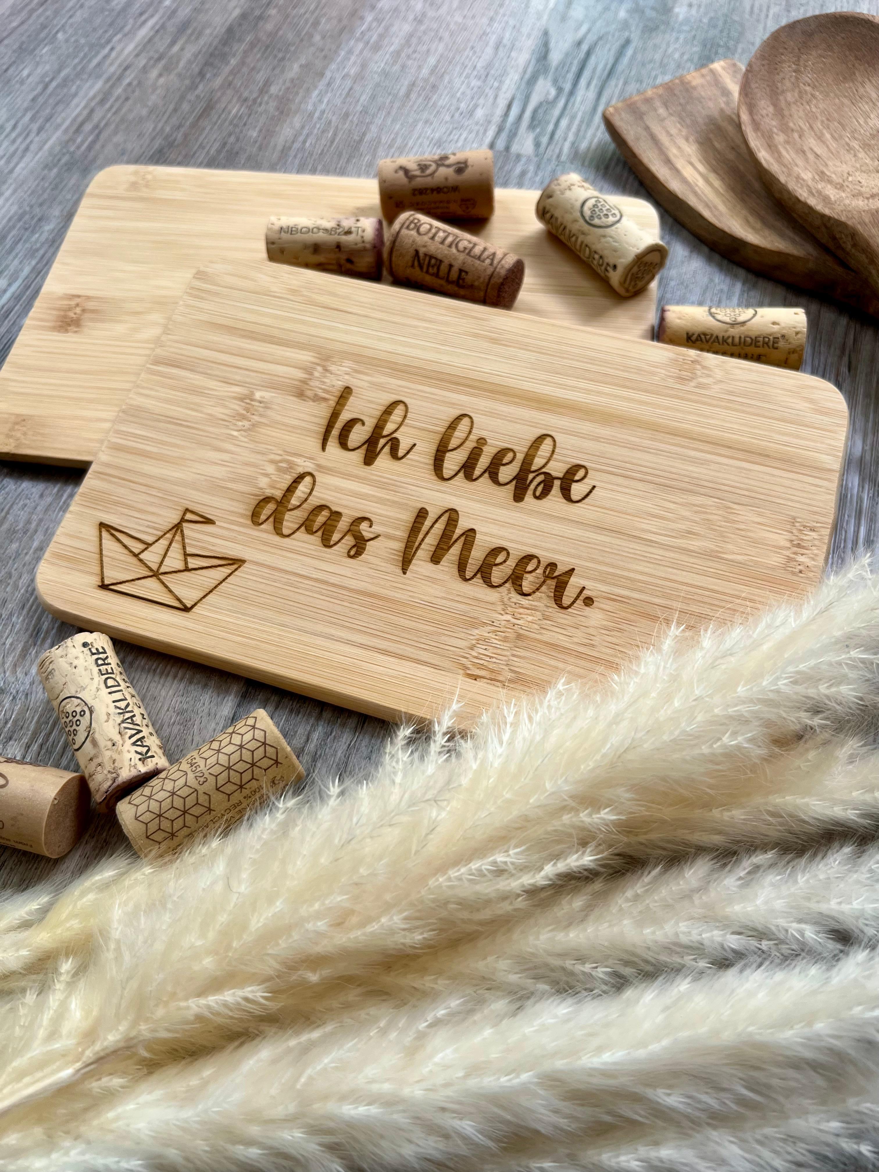 Frühstücksbrettchen "Ich liebe das Meer", aus Bambus